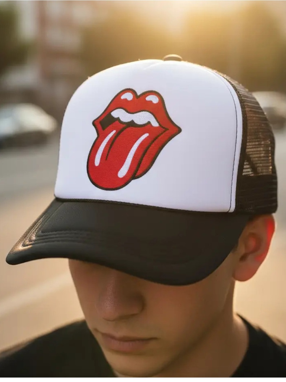 Rolling Stones Black Trucker Hat 🧢 Snapback Tongue Lips Logo UNISEX NWOT